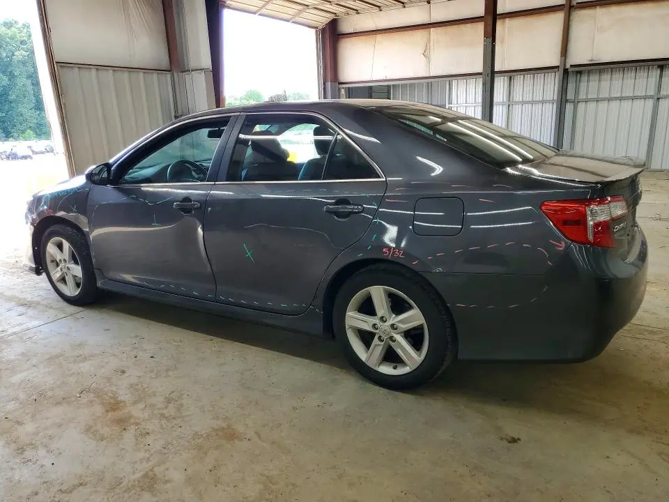 2012 TOYOTA CAMRY SE  