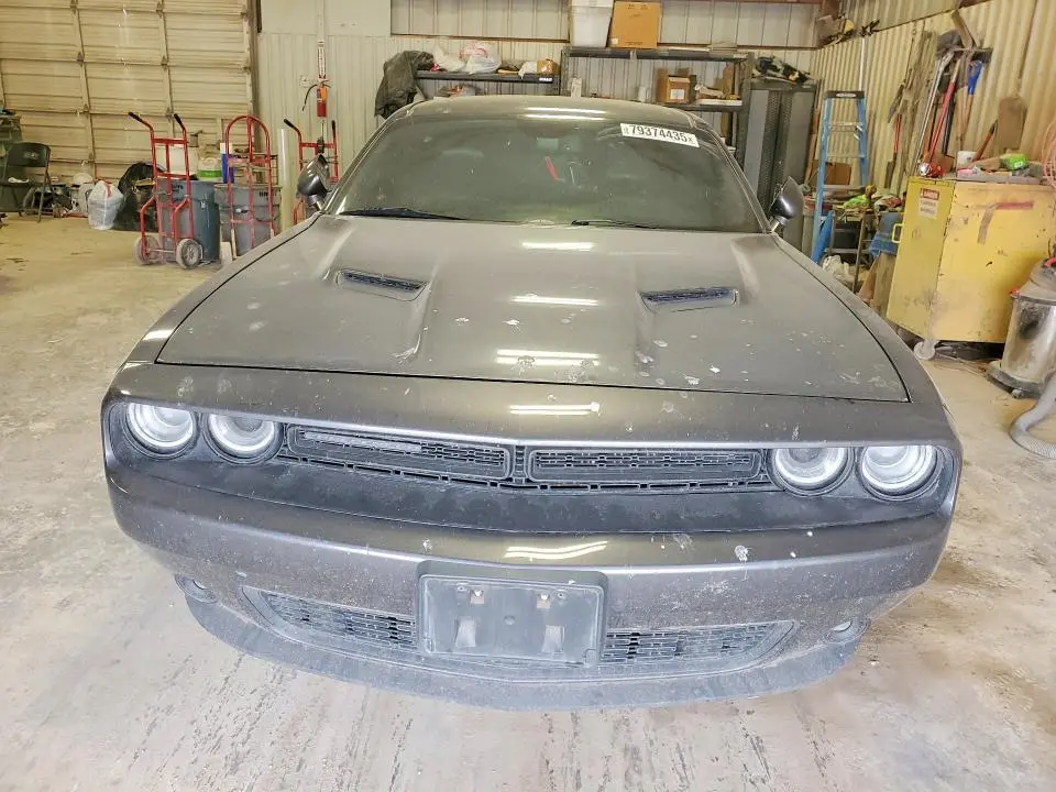 2017 DODGE CHALLENGER SXT  