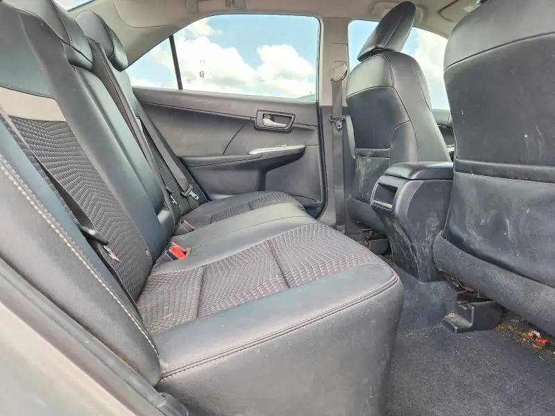 2013 TOYOTA CAMRY SE  