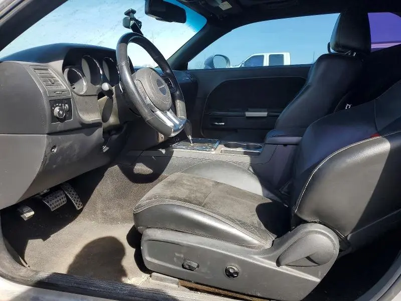 2012 DODGE CHALLENGER SRT-8  