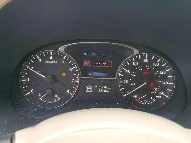 2015 NISSAN PATHFINDER S  