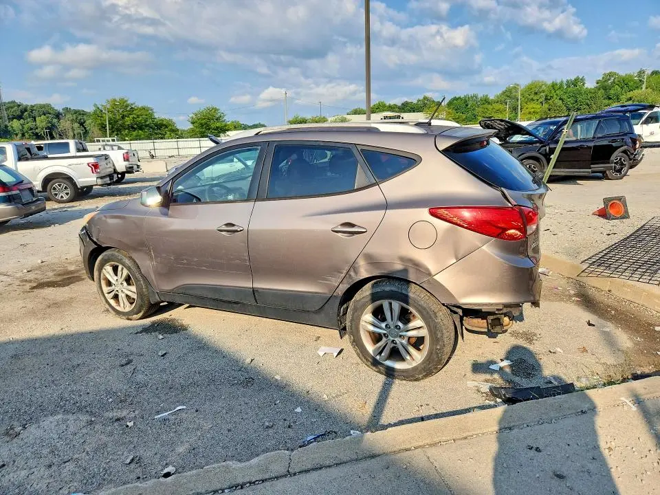 2011 HYUNDAI TUCSON GLS  
