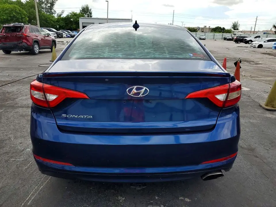 2015 HYUNDAI SONATA SE  