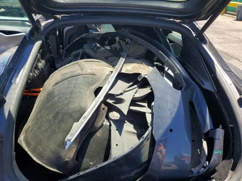 2015 TESLA MODEL S   
