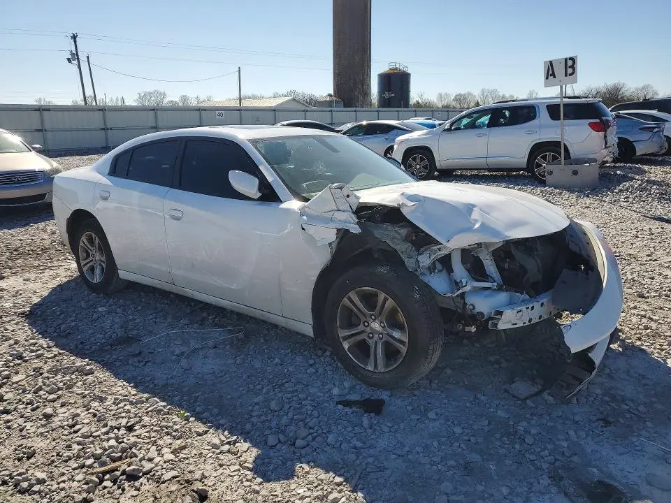 2020 DODGE CHARGER SXT  