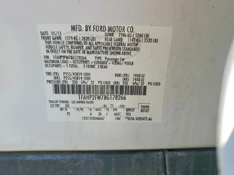 2011 FORD TAURUS LIMITED  