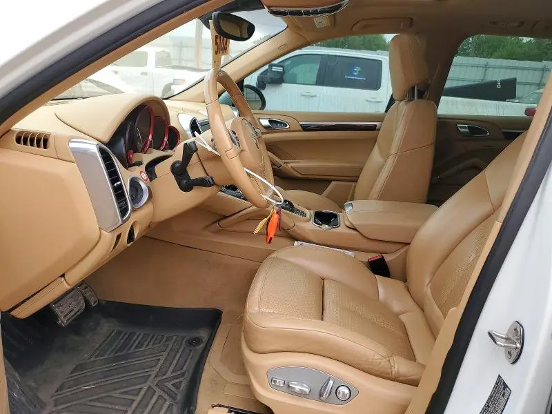 2012 PORSCHE CAYENNE   
