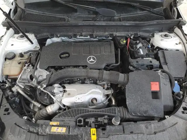 2020 MERCEDES-BENZ GLB 250  