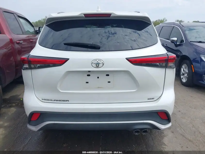 2023 TOYOTA HIGHLANDER XSE
