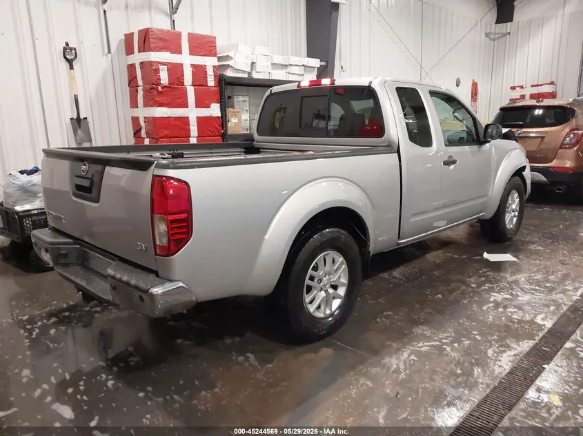 2014 NISSAN FRONTIER SV