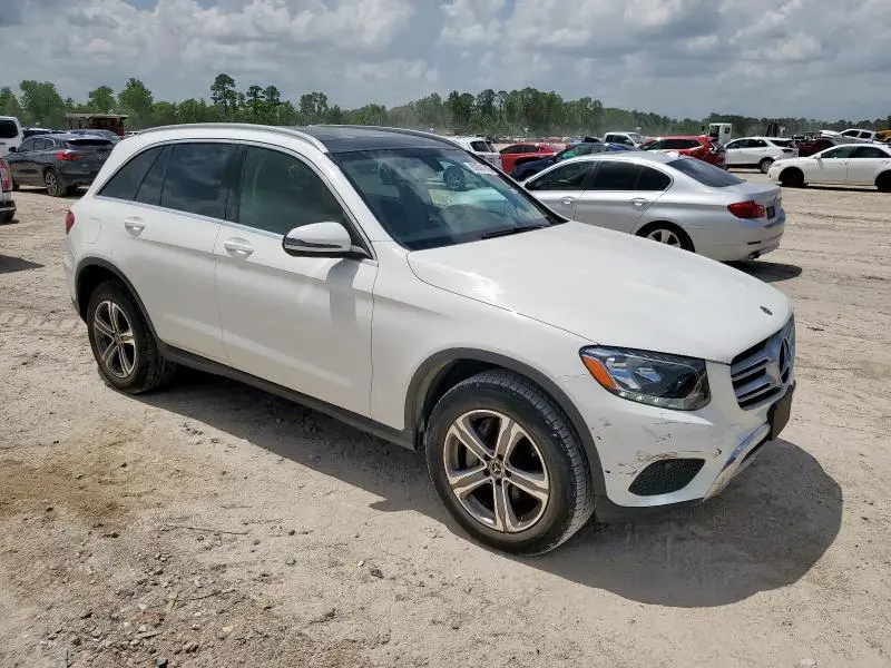 2019 MERCEDES-BENZ GLC 300  