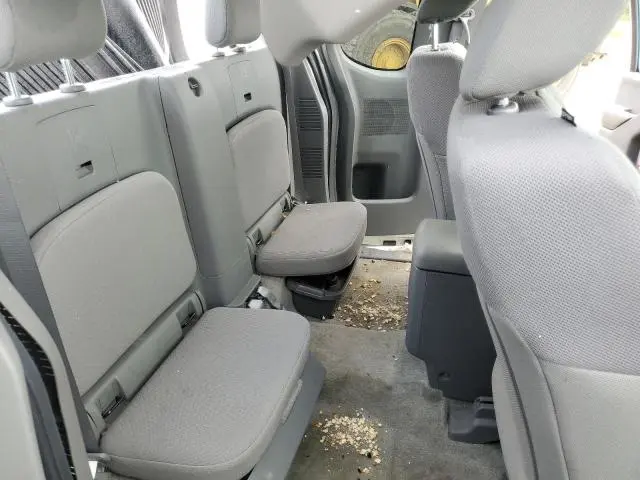 2017 NISSAN FRONTIER S  