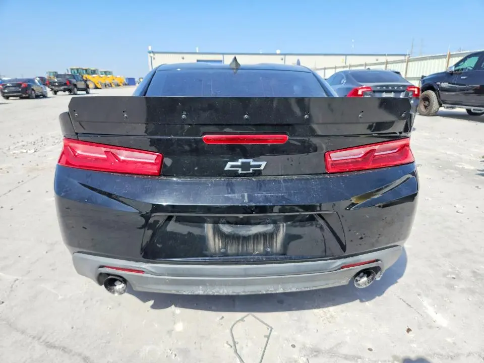 2018 CHEVROLET CAMARO LT  
