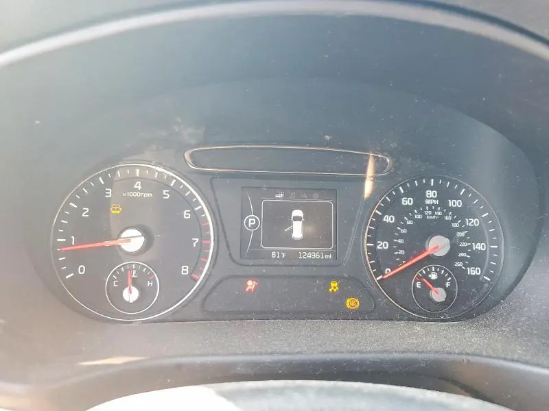 2017 KIA SORENTO LX  