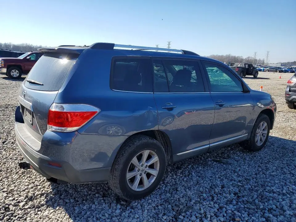 2013 TOYOTA HIGHLANDER BASE  