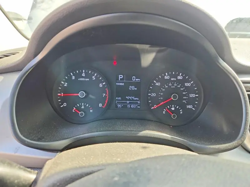 2022 KIA RIO S  