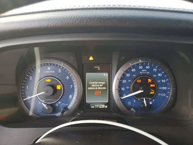 2015 TOYOTA SIENNA XLE 8-PASSENGER  