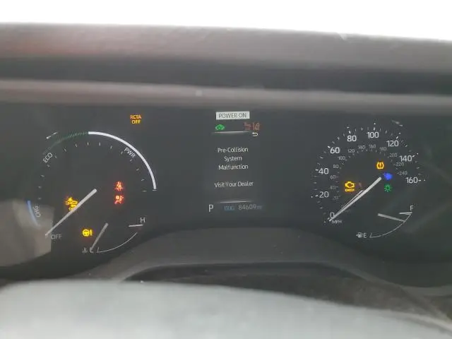 2024 TOYOTA SIENNA LE  