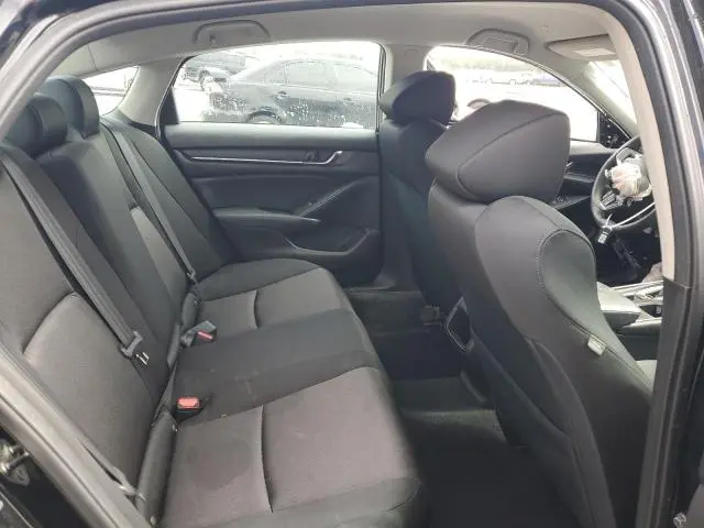 2018 HONDA ACCORD LX  