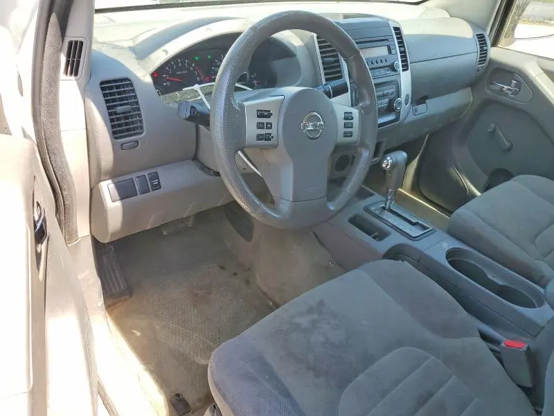 2016 NISSAN FRONTIER S  