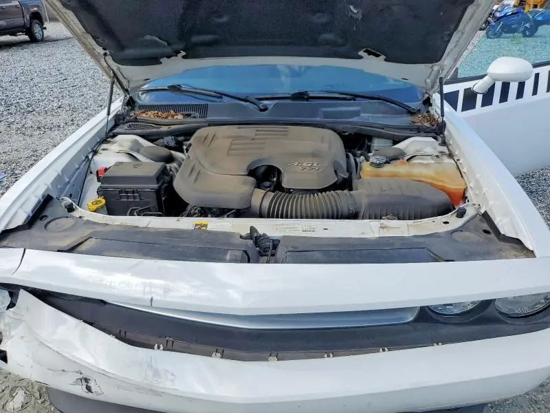 2013 DODGE CHALLENGER SXT  