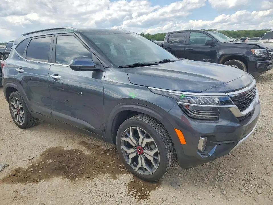 2023 KIA SELTOS SX  