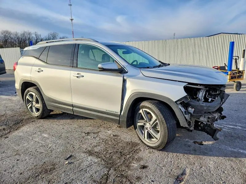 2019 GMC TERRAIN SLT  