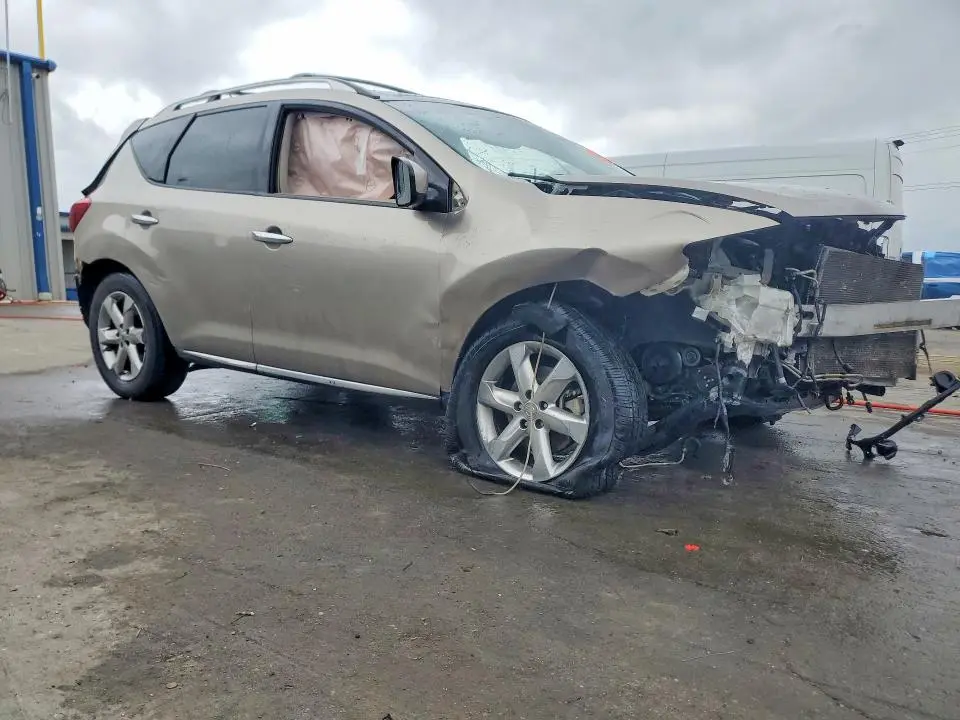 2010 NISSAN MURANO S  