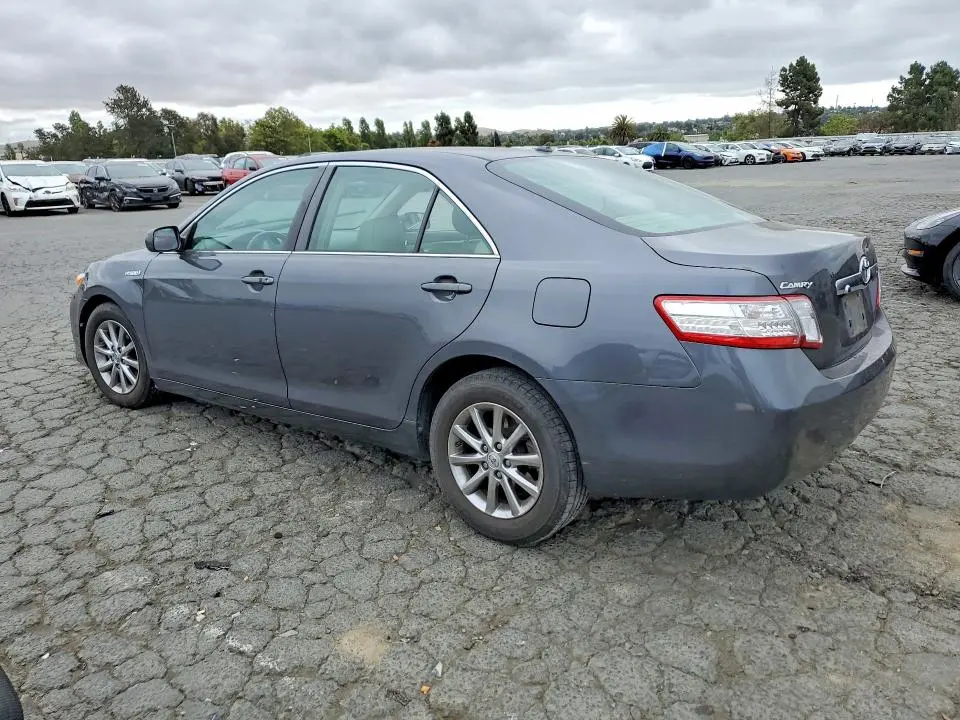 2011 TOYOTA CAMRY HYBRID  