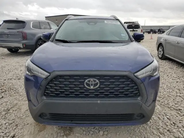 2024 TOYOTA COROLLA CROSS LE
