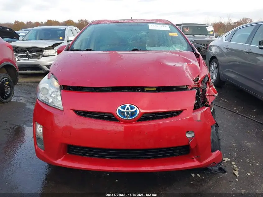 2011 TOYOTA PRIUS THREE