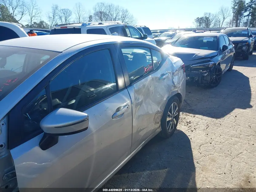2021 NISSAN VERSA SV XTRONIC CVT