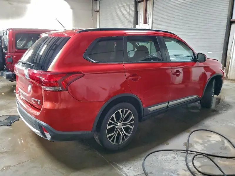 2016 MITSUBISHI OUTLANDER SE  