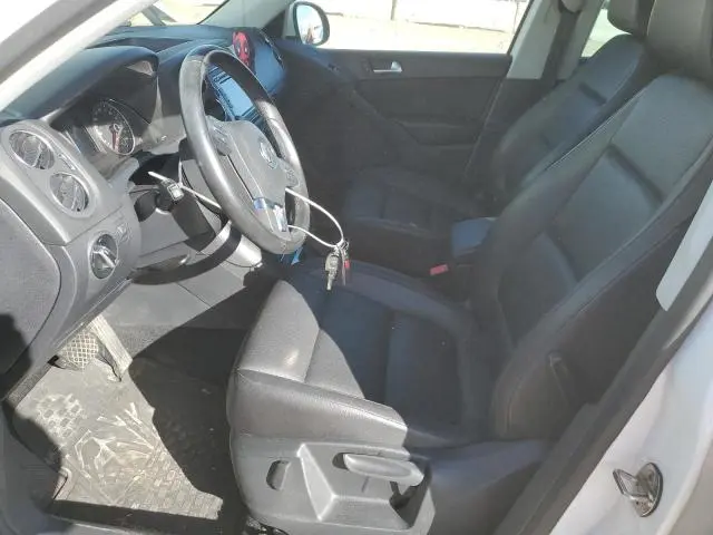 2012 VOLKSWAGEN TIGUAN S