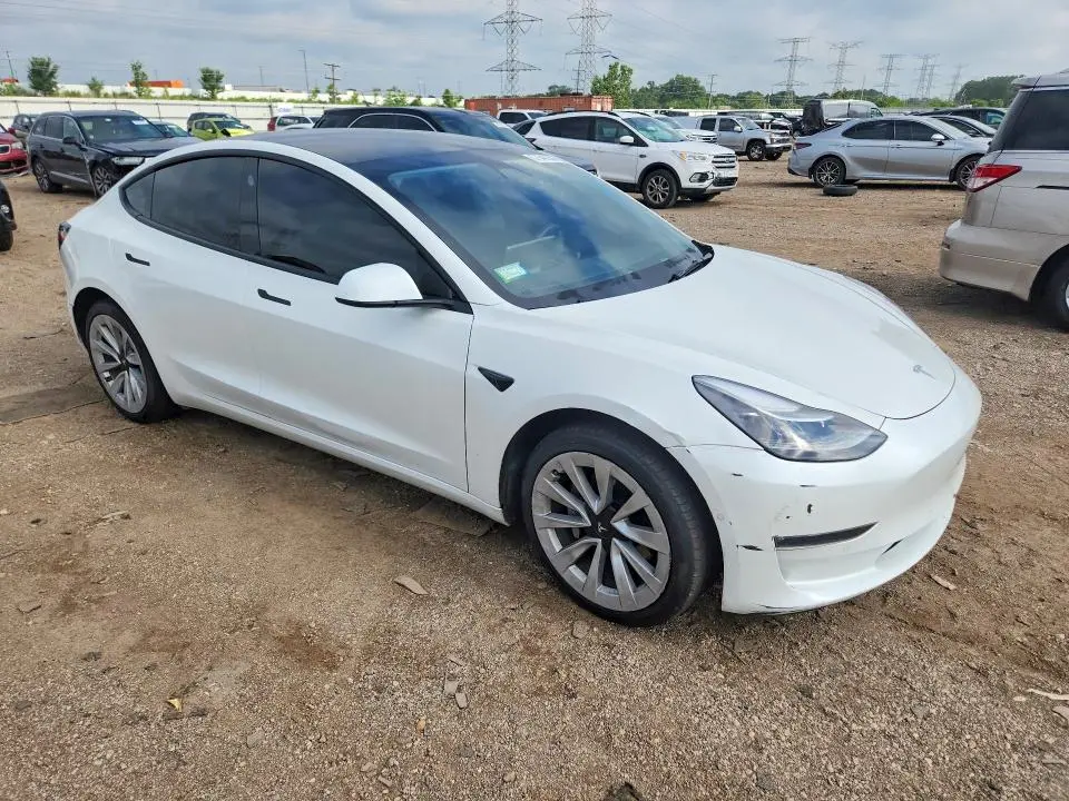 2022 TESLA MODEL 3   