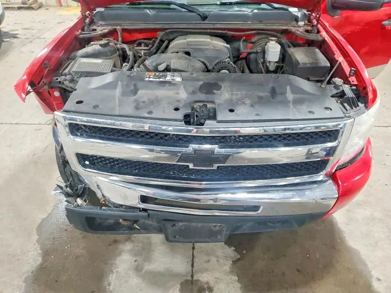 2011 CHEVROLET SILVERADO K1500 LT  