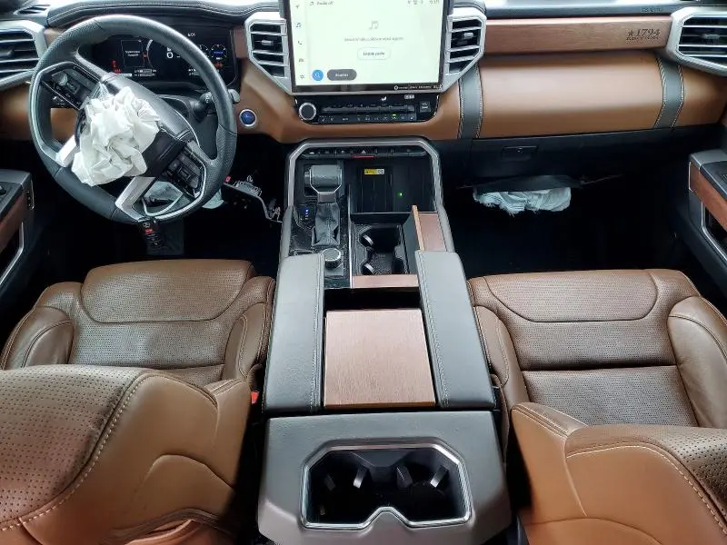 2023 TOYOTA TUNDRA CREWMAX PLATINUM  