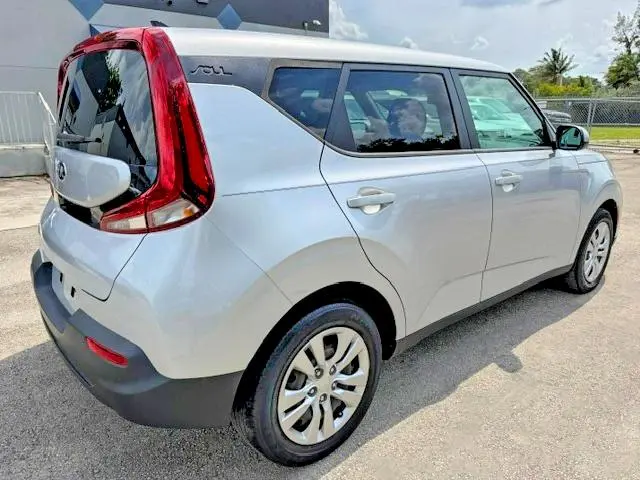 2020 KIA SOUL LX  