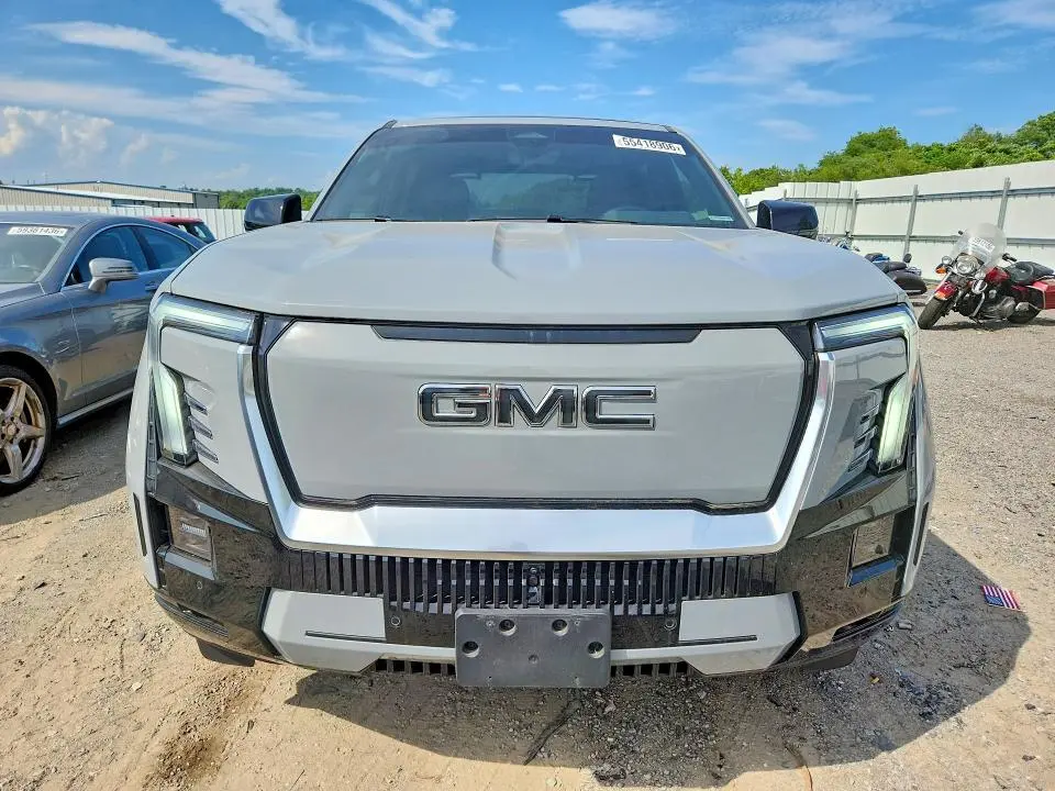 2024 GMC SIERRA DENALI  