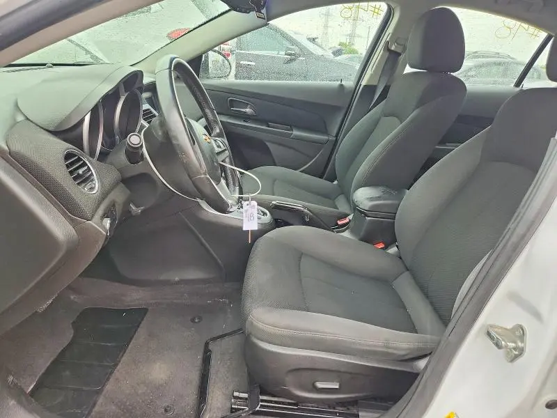 2011 CHEVROLET CRUZE LT  
