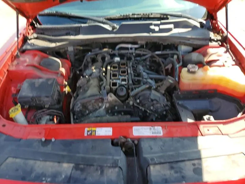 2015 DODGE CHALLENGER SXT  