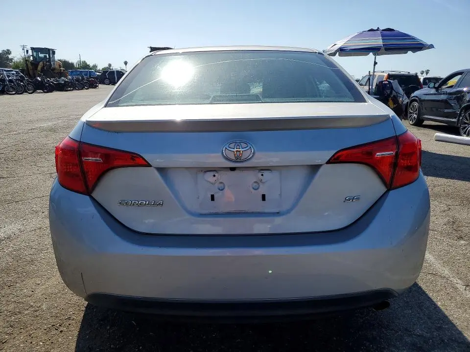 2018 TOYOTA COROLLA SE  