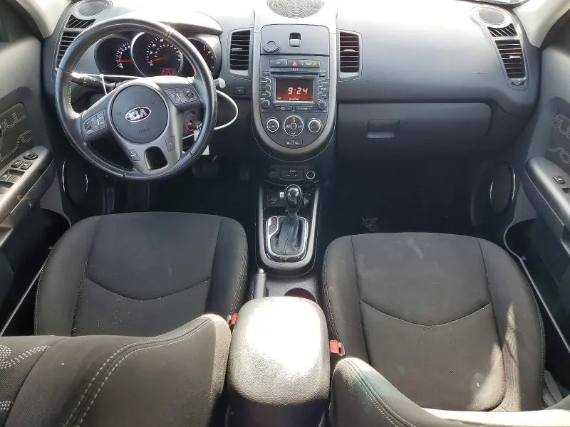 2013 KIA SOUL +  