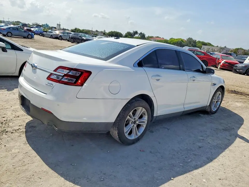 2014 FORD TAURUS SEL  