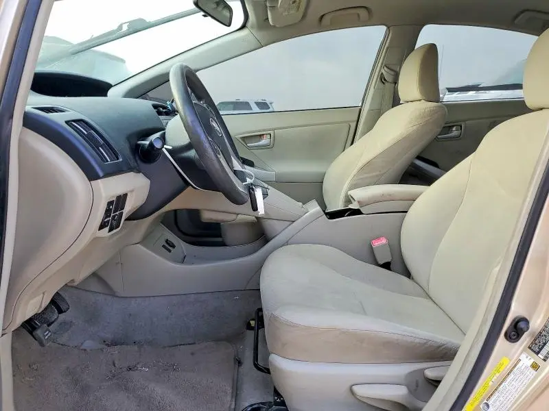 2010 TOYOTA PRIUS II  
