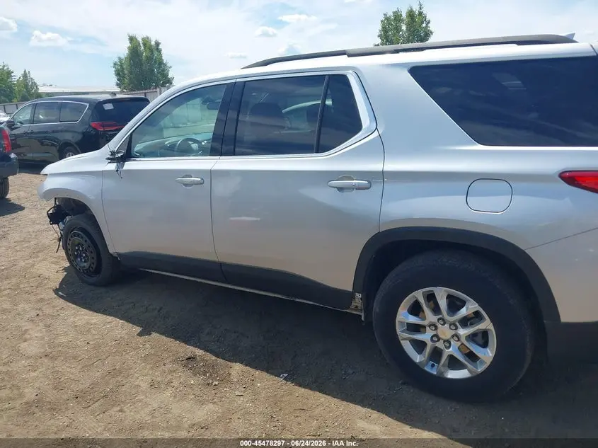 2021 CHEVROLET TRAVERSE AWD LT CLOTH