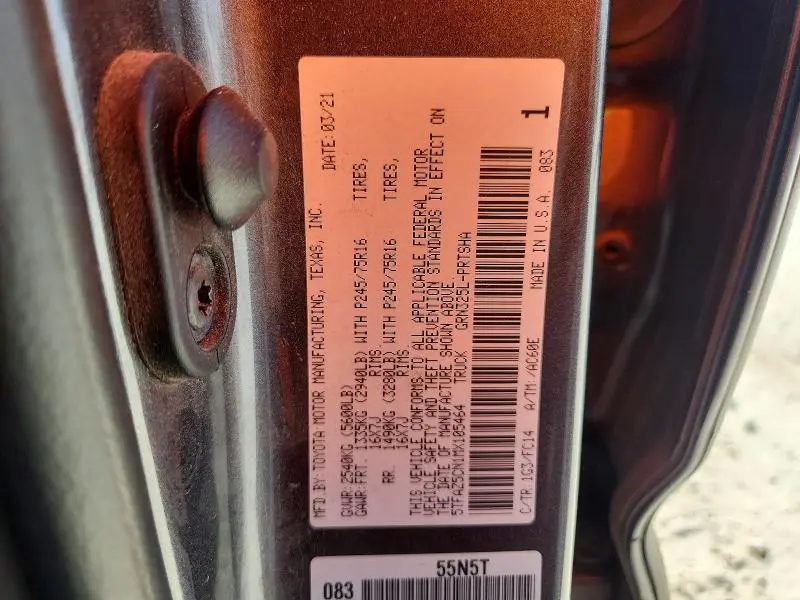 2021 TOYOTA TACOMA SR5 V6  