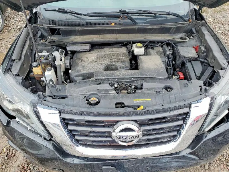 2019 NISSAN PATHFINDER SL  