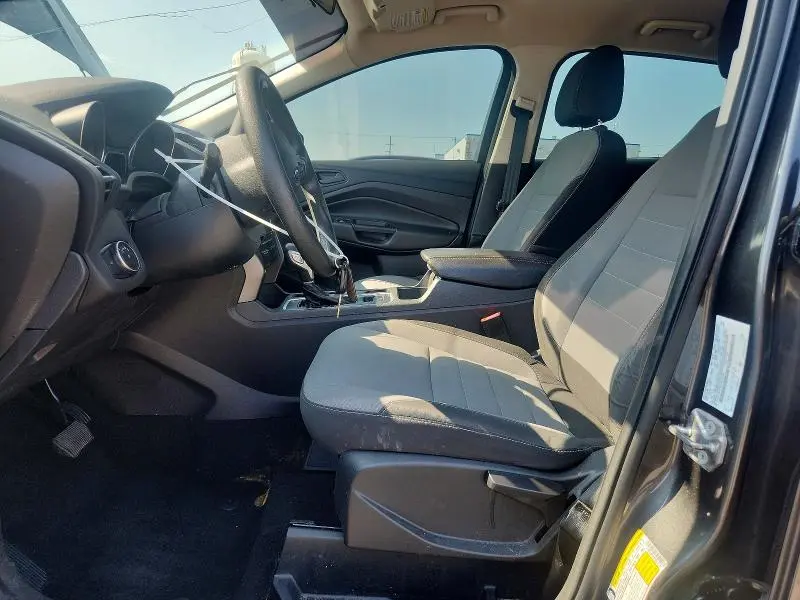 2017 FORD ESCAPE S  