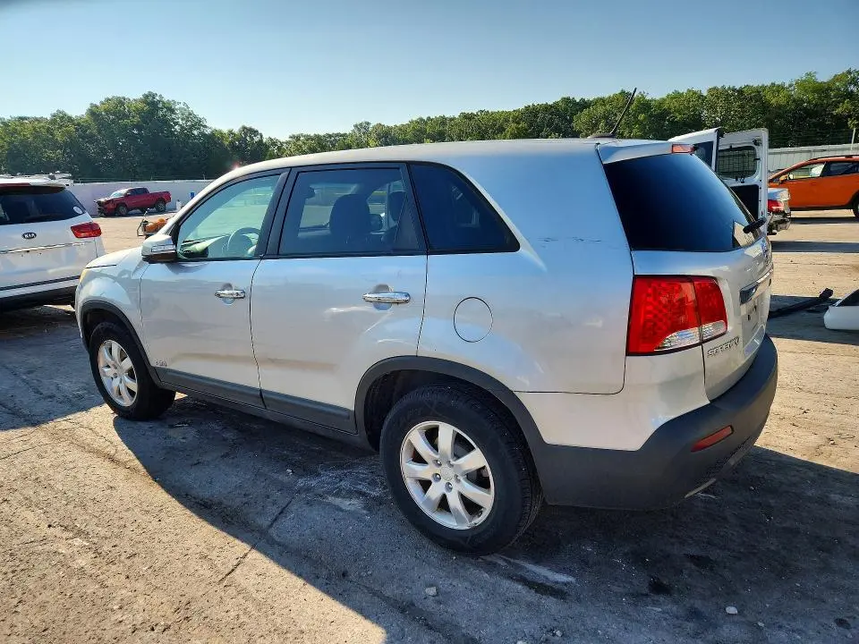 2011 KIA SORENTO LX  